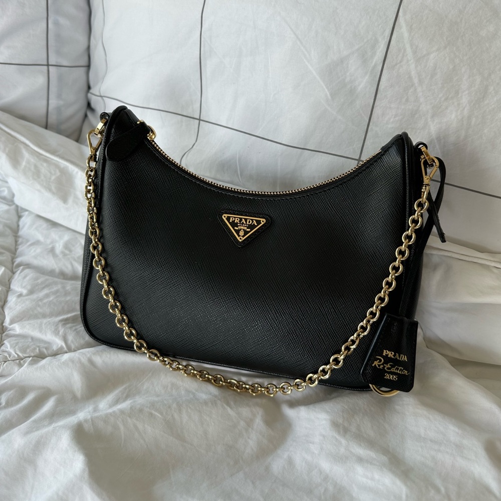 Prada Re-Edition 2005 Saffiano leather bag